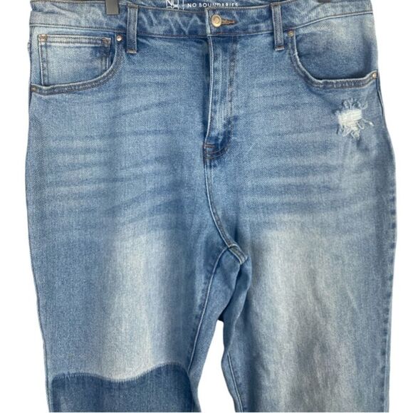 NO BOUNDARIES medium patch denim jeans juniors plus size 17 - Picture 3 of 9